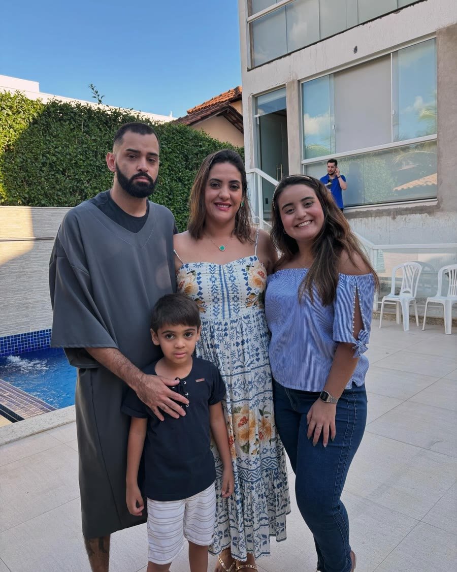 A família por trás da Casa da Pizza.